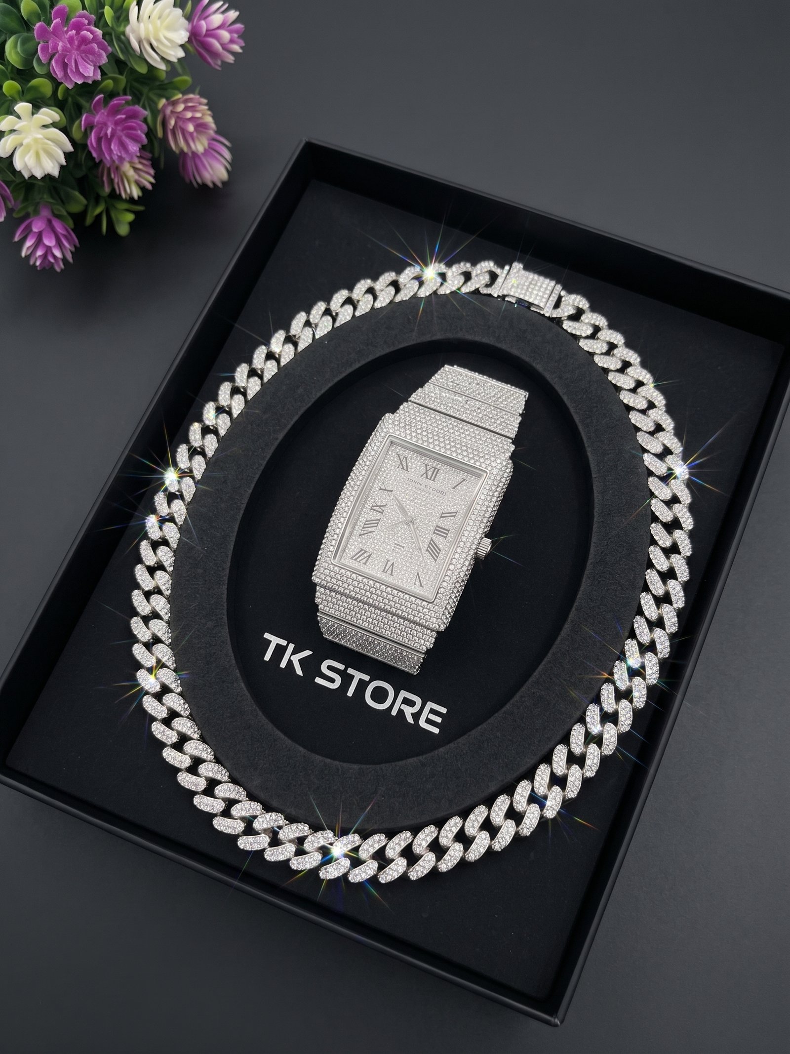 Gold_watch_and_chain_display_202608311215